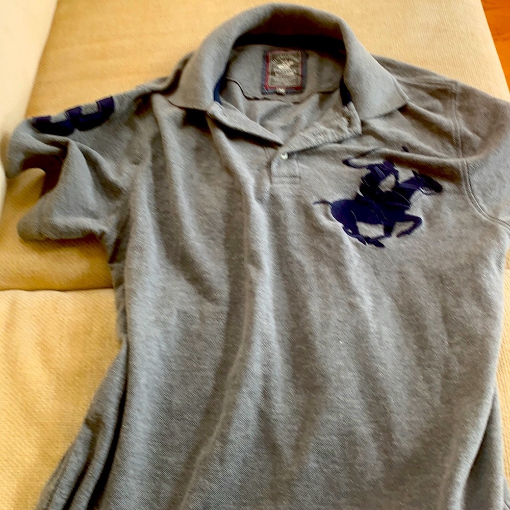 Polo t shirt men’s medium